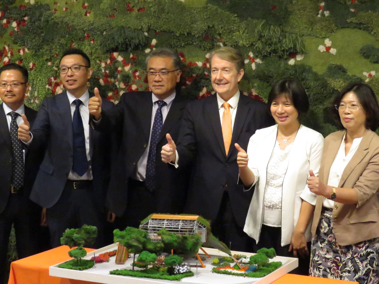  揭開模型示意圖情形