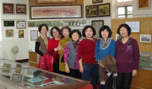 社區民眾參觀文物二館情形