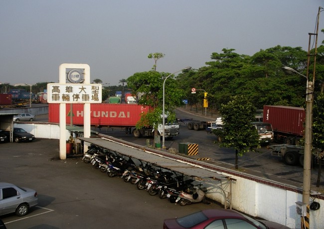 台糖高雄分公司 停車場介紹