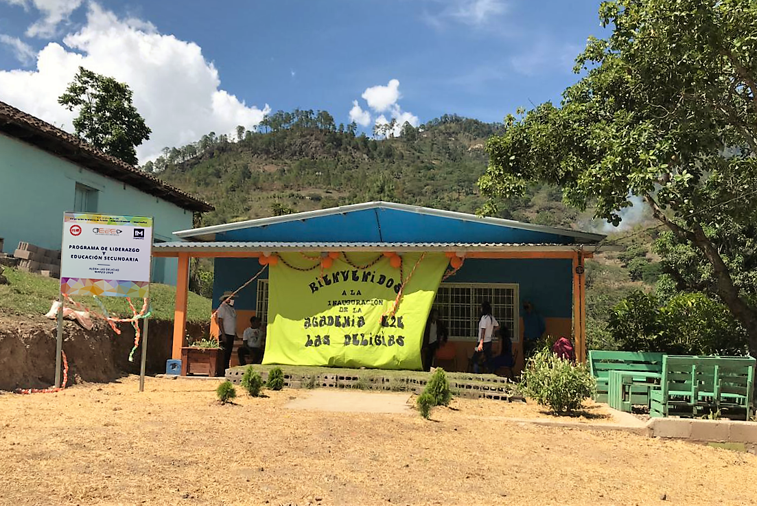 台糖與IMPCT以公平咖啡貿易協助宏都拉斯興建3所學校。日前啟用的「Las Delicias」學校是當地社區的第1所中學。